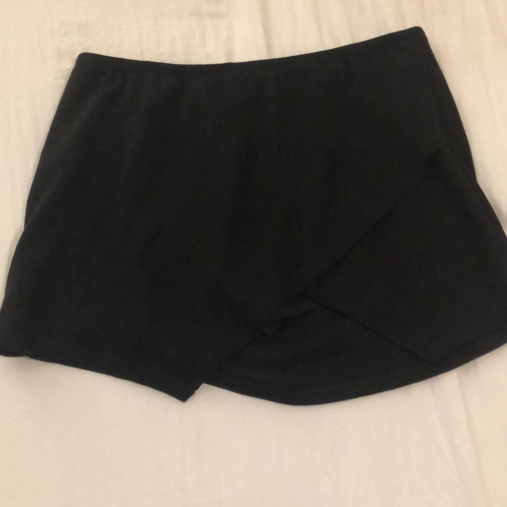 Envelope Skort